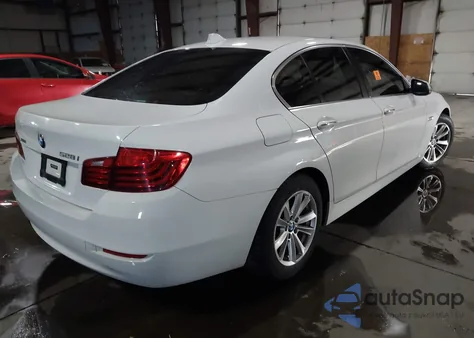 2015 BMW 528I xDrive из США, поврежденный, VIN WBA5A7C5XFD621800